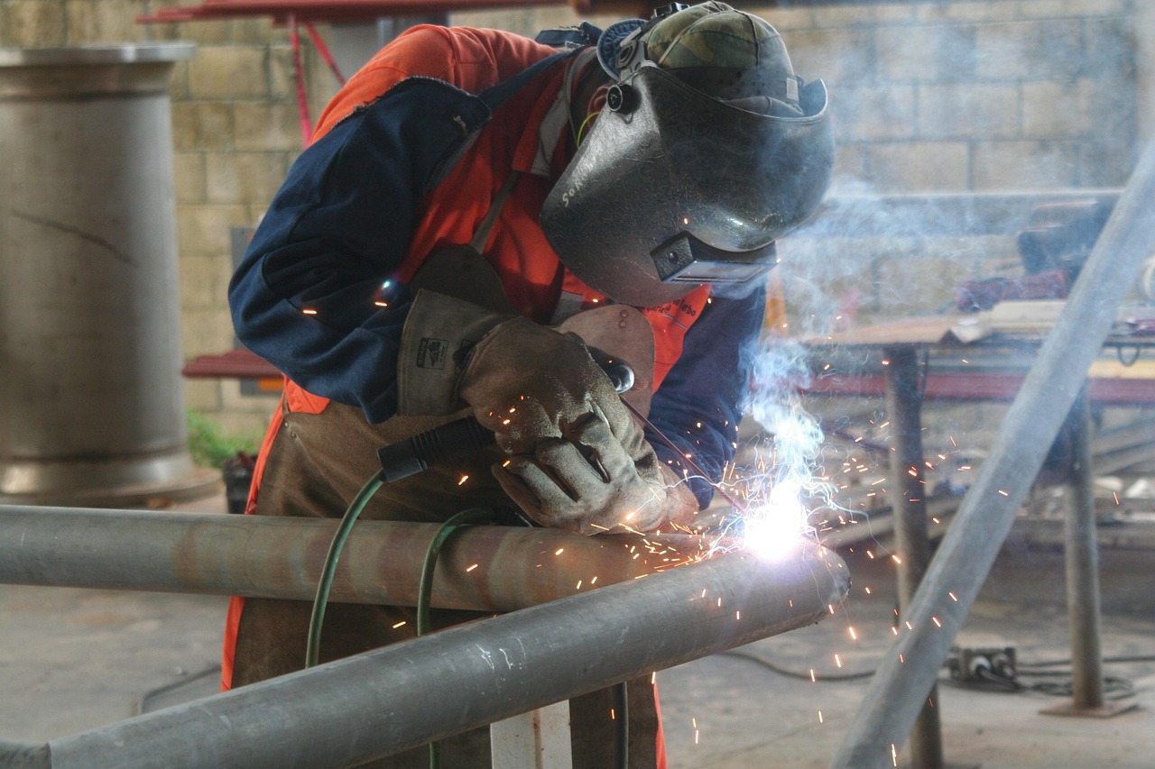 Medidas de seguridad industrial en soldadura